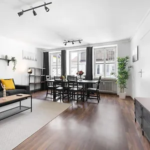 Living In Center Apartment Munich