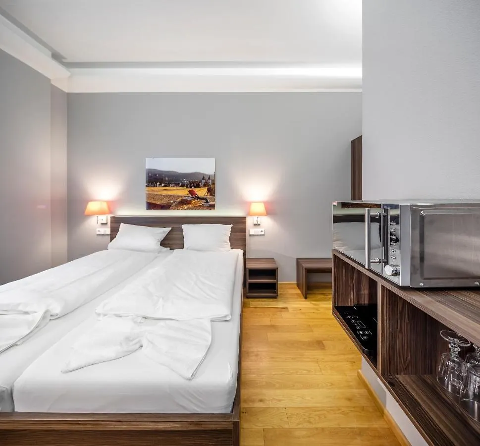 Living-World Aparthotel Heidelberg 3*,  Germany
