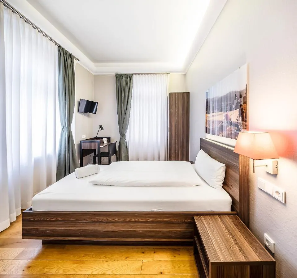 Living-World Aparthotel Heidelberg Germany